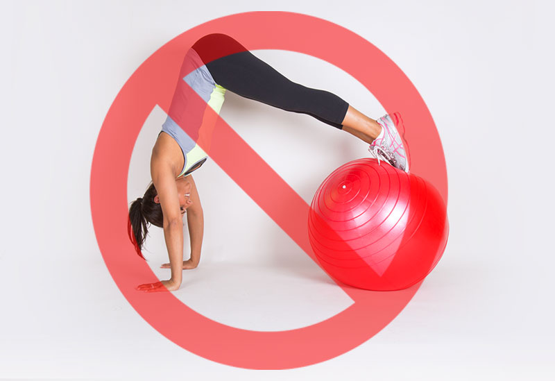 yoga-pose-to-avoid-for-cts avoid this yoga pose if you suffer from carpal tunnel syndrome