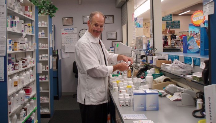 Pharmacist-hand-pain-Carpal-Tunnel-Treatment-Cure-hand-numbness-wrist-pain-AS-2879270179 I work in the pharmacy field where everyone seems to get Carpal Tunnel. Can Carpal Tunnel be prevented.