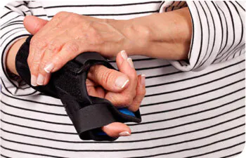 featured image wrist brace